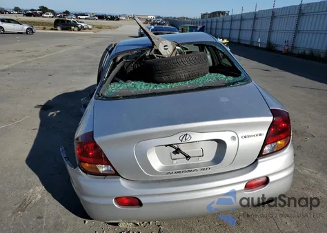 2002 Oldsmobile Aurora 4.0 z USA, uszkodzony, nr VIN 1G3GS64C524220309